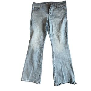 American Eagle Outfitters Light Blue Kick Boot Women’s Jeans size 14 regular